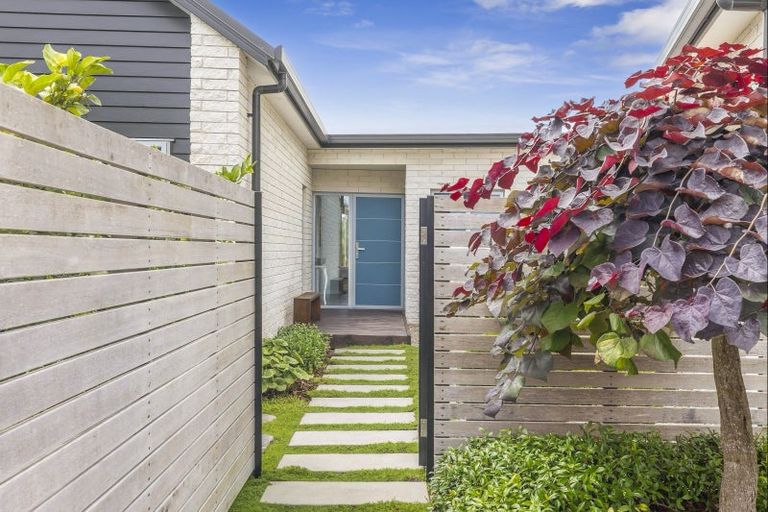 Photo of property in 33 Jarrett Terrace, Leamington, Cambridge, 3432