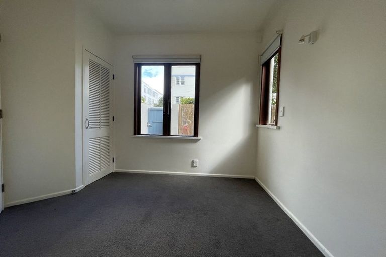 Photo of property in 7a Austin Street, Mount Victoria, Wellington, 6011