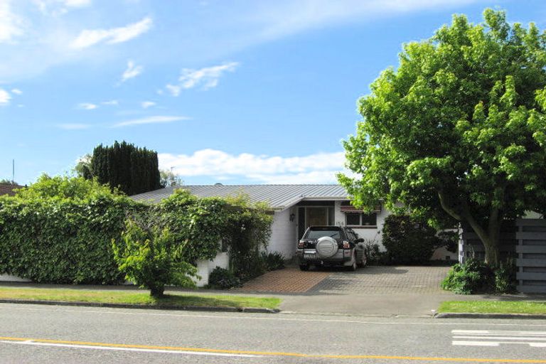 Photo of property in 156 Maidstone Road, Avonhead, Christchurch, 8042