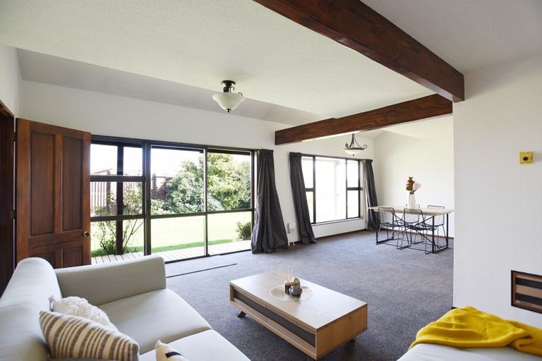 Photo of property in 411 Great North Road, Winton, 9720