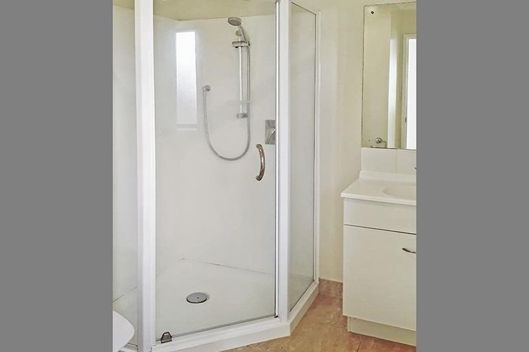 Photo of property in 24 Rock Daisy Crescent, Mangere, Auckland, 2022