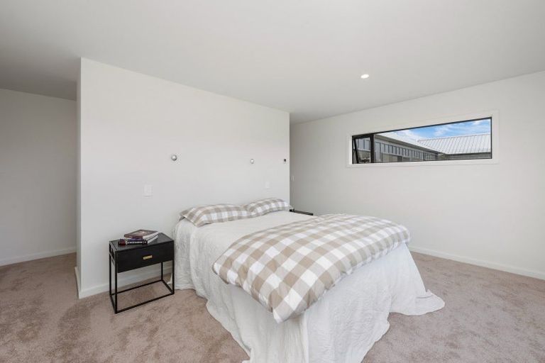 Photo of property in 42 Lacebark Drive, Kinloch, Taupo, 3377