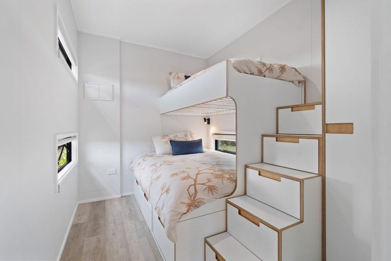 Photo of property in 49 Honey Road, Otaua, 2683