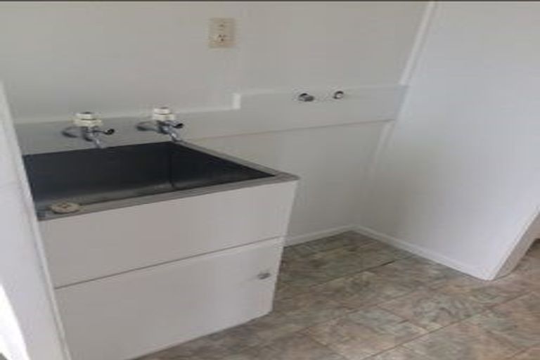 Photo of property in 4/518 Fergusson Drive, Trentham, Upper Hutt, 5018