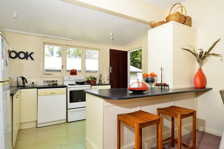 Photo of property in 113 Foster Road, Kumeu, 0891