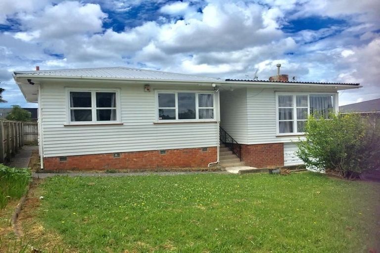 Photo of property in 4199 Great North Road, Glen Eden, Auckland, 0602