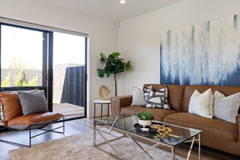 Photo of property in 32 Pulham Crescent, Queenwood, Hamilton, 3210