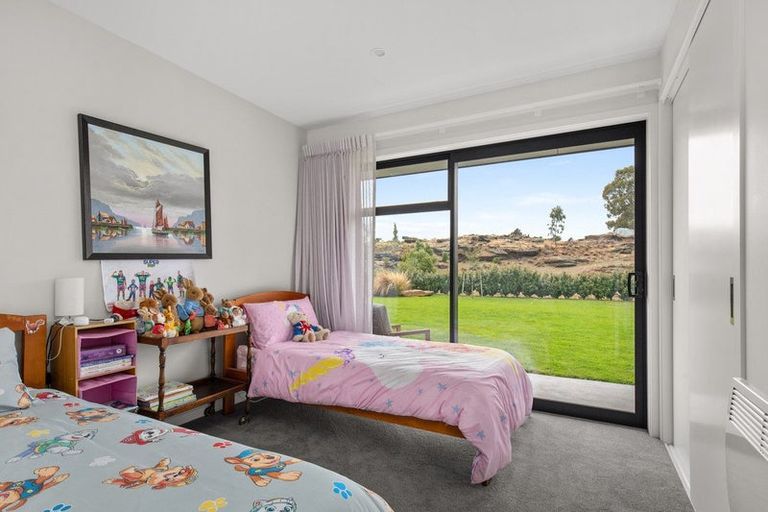 Photo of property in 98 Aronui Road, Bridge Hill, Alexandra, 9320