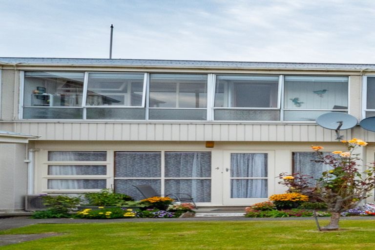 Photo of property in 1/6 Nelson Terrace, Seaview, Timaru, 7910