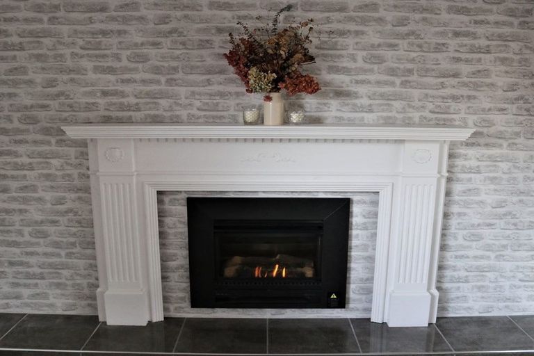 Photo of property in 92 Glen Lynne Avenue, Queenwood, Hamilton, 3210