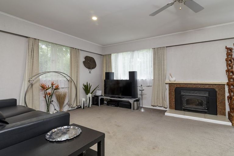 Photo of property in 10 Puweto Street, Selwyn Heights, Rotorua, 3015