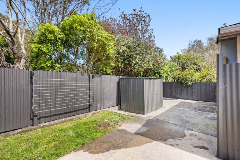 Photo of property in 16 Watkins Grove, Taita, Lower Hutt, 5011