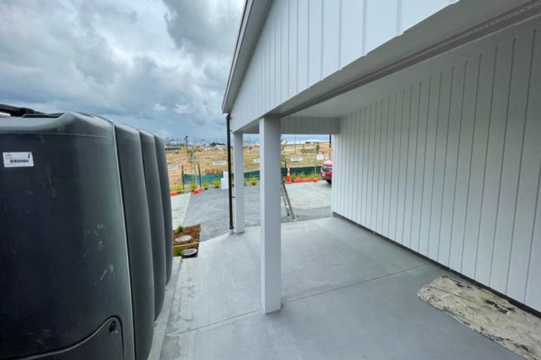 Photo of property in 78 Manarini Road, Westgate, Auckland, 0614