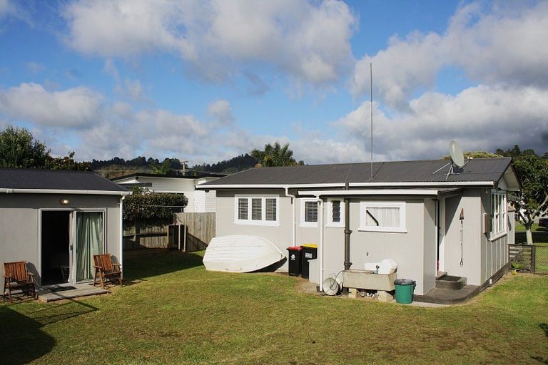 Photo of property in 224 Tui Road, Whangamata, 3620