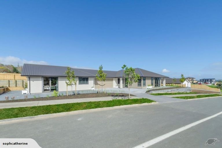 Photo of property in 69 Kahawairahi Drive, Beachlands, Auckland, 2018