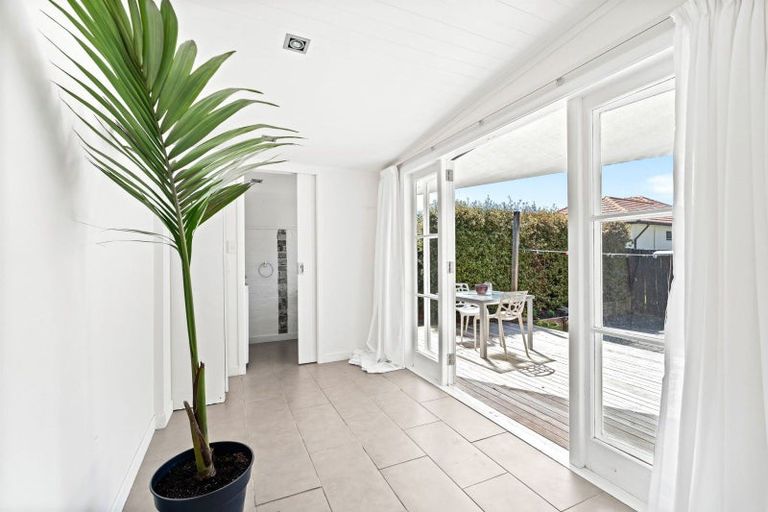 Photo of property in 3a Lovatt Crescent, Kensington, Whangarei, 0112