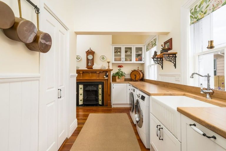 Photo of property in 14 Exeter Street, Waimate, 7924