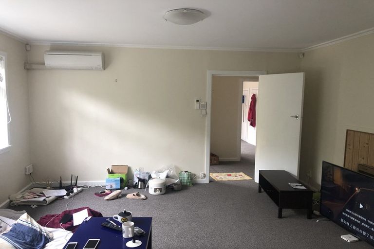 Photo of property in 2b Whitford Avenue, Mount Wellington, Auckland, 1060