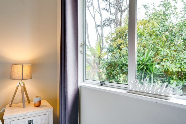 Photo of property in 3 Cross Street, Raglan, 3225