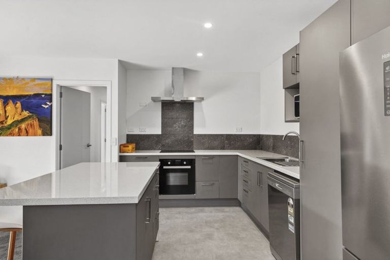 Photo of property in 13 Bell Street, Lake Hawea, 9382