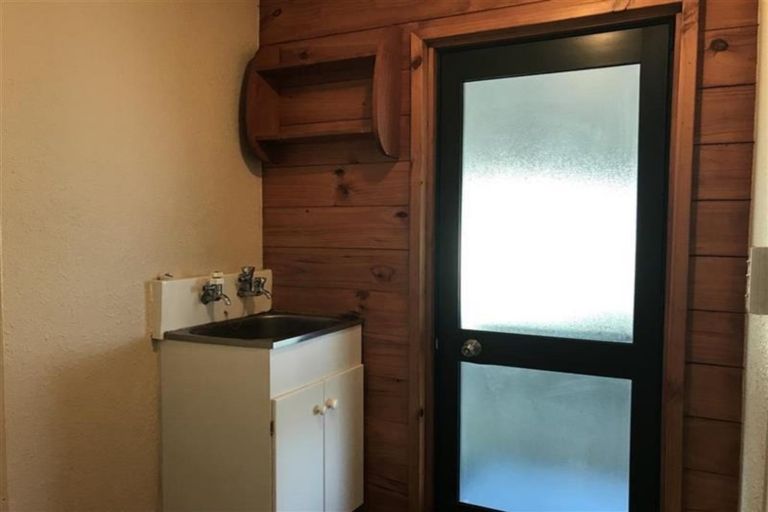 Photo of property in 69 Glenview Road, Glen Eden, Auckland, 0602