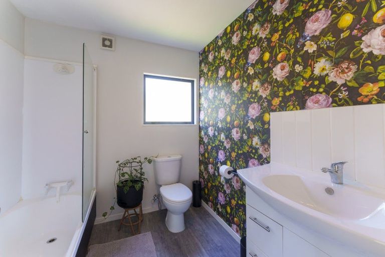 Photo of property in 57 Princes Street, Waikari, 7420