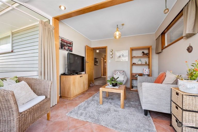 Photo of property in 143 Taita Drive, Avalon, Lower Hutt, 5011