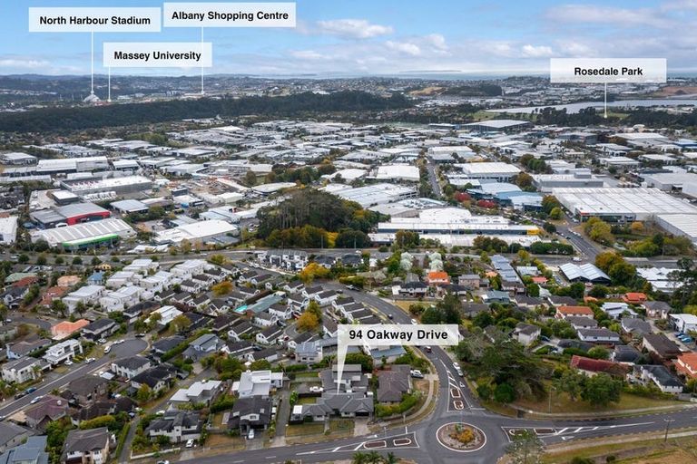 Photo of property in 94 Oakway Drive, Schnapper Rock, Auckland, 0632