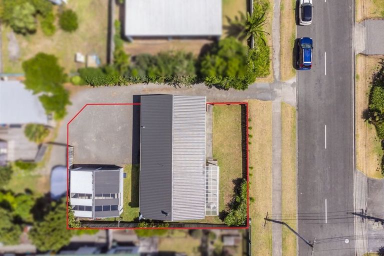 Photo of property in 6 Percival Road, Paraparaumu Beach, Paraparaumu, 5032