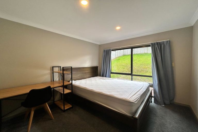 Photo of property in 45 Helleur Road, Massey, Auckland, 0614