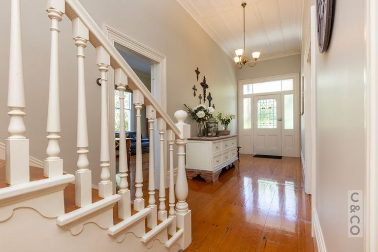 Photo of property in 14 Nelson Street, Helensville, 0800