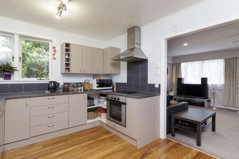 Photo of property in 10 Puweto Street, Selwyn Heights, Rotorua, 3015