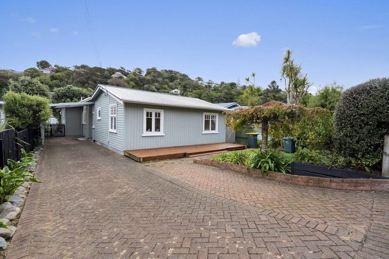 Photo of property in 41 Cluny Road, Plimmerton, Porirua, 5026
