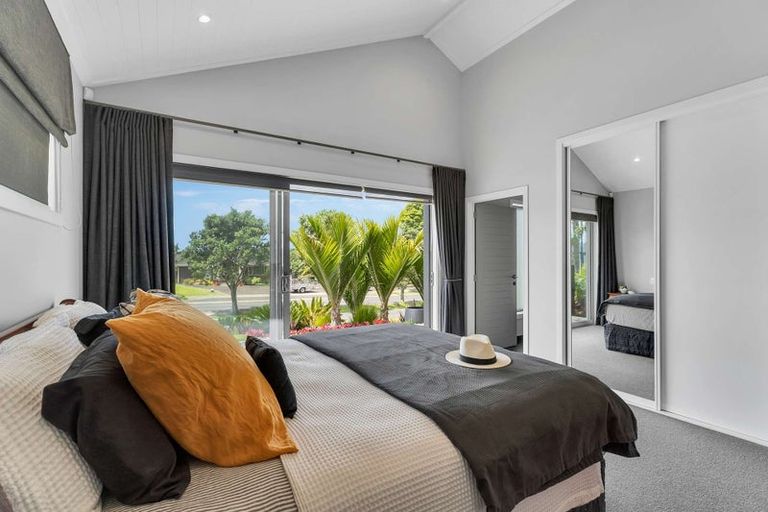 Photo of property in 4 Roseberry Place, Whitianga, 3510