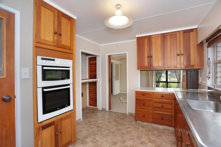 Photo of property in 305 Makirikiri Road, Crofton, Marton, 4787