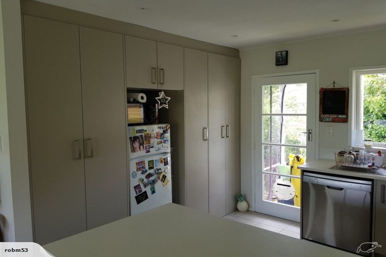 Photo of property in 2/27 Sydney Street, Hauraki, Auckland, 0622