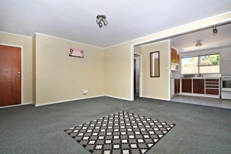 Photo of property in 3/69 Titirangi Road, New Lynn, Auckland, 0600