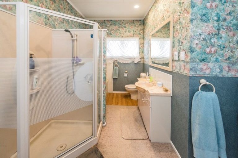 Photo of property in 25 Brassey Road, Saint Johns Hill, Whanganui, 4500