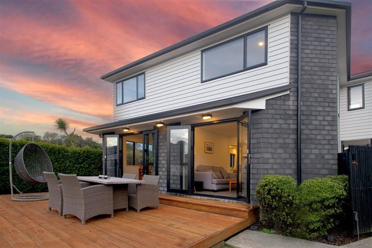 Photo of property in 36 Kurth Crescent, Silverstream, Upper Hutt, 5019