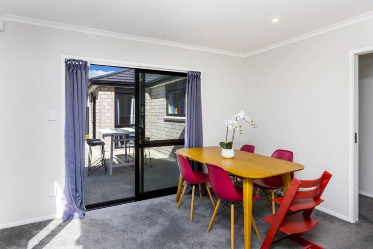 Photo of property in 13 Te Kaeaea Crescent, Wallaceville, Upper Hutt, 5018