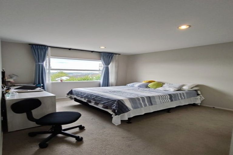 Photo of property in 90 Oakway Drive, Schnapper Rock, Auckland, 0632