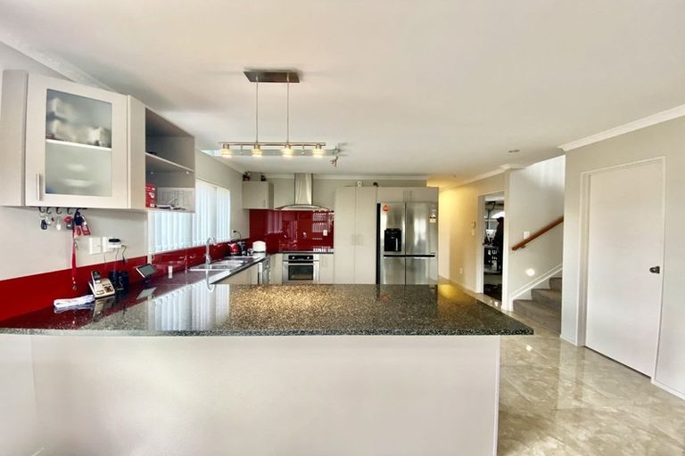 Photo of property in 92a Hillside Road, Papatoetoe, Auckland, 2025