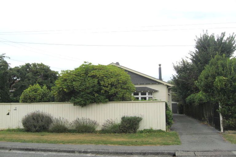 Photo of property in 16 Mays Road, St Albans, Christchurch, 8052