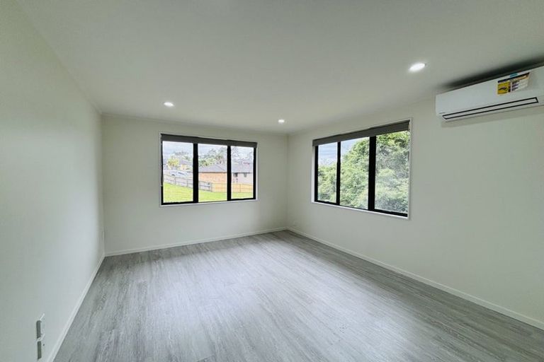 Photo of property in 50 San Valentino Drive, Henderson, Auckland, 0612