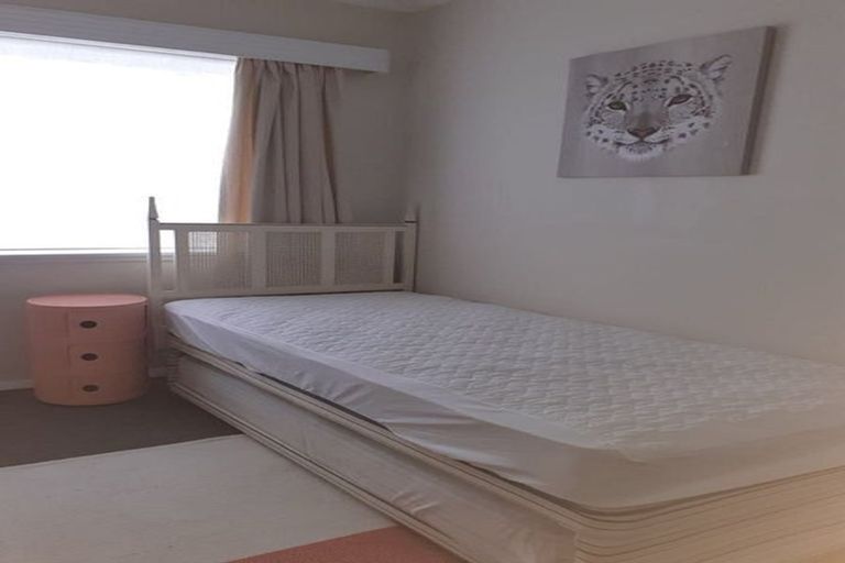 Photo of property in 6-7 Russell Street, Feilding, 4702