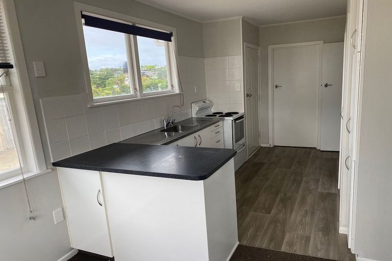 Photo of property in 110 Kingswood Road, Brookfield, Tauranga, 3110