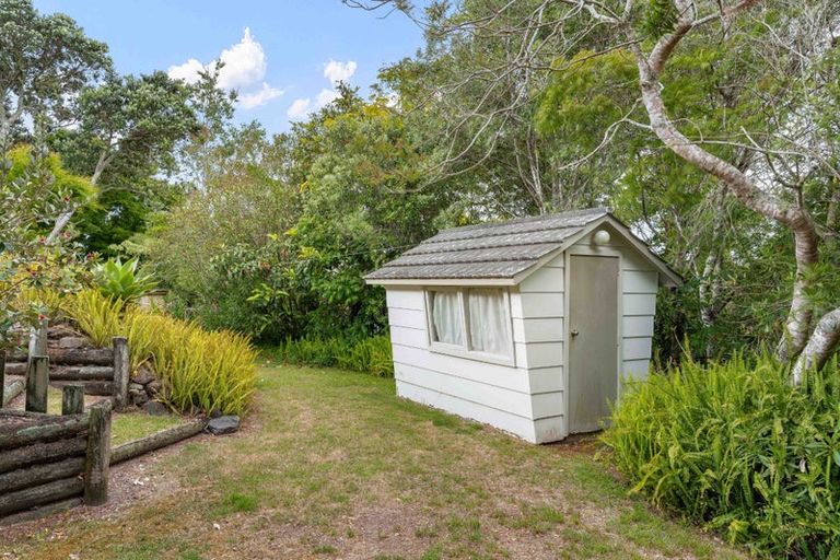 Photo of property in 33 Dunlop Drive, Pauanui, Hikuai, 3579