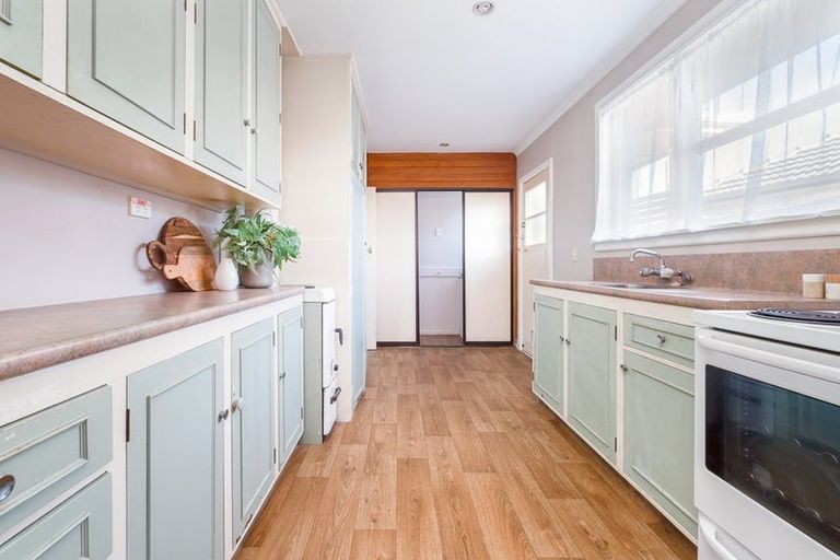 Photo of property in 35 Landy Street, Dallington, Christchurch, 8061