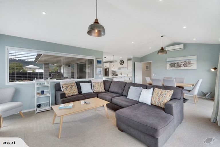 Photo of property in 58 Montgomery Crescent, Kinloch, Taupo, 3377