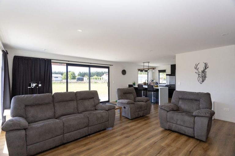 Photo of property in 405 Parsons Road, Weston, Oamaru, 9492